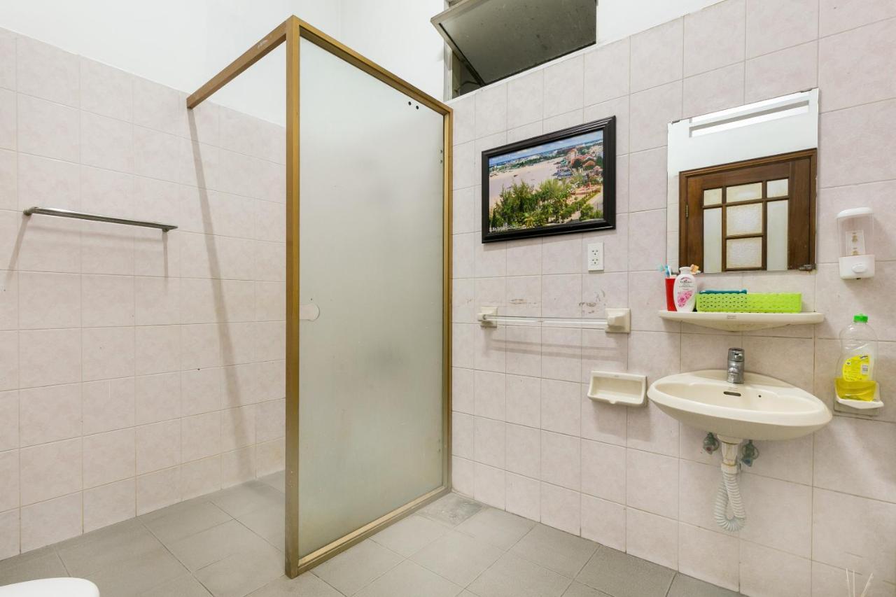 Spot On 710 Sakura Hostel Cholon Hô Chi Minh-Ville Extérieur photo
