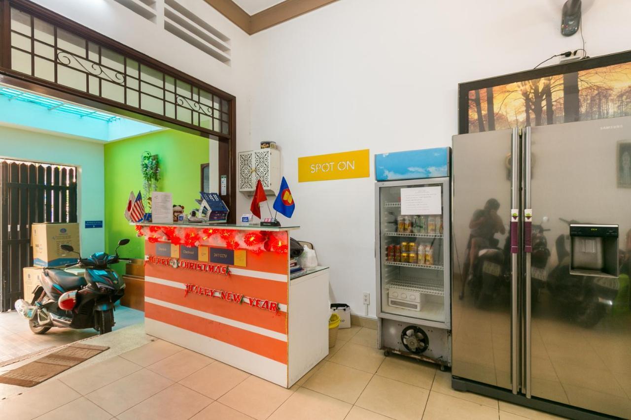 Spot On 710 Sakura Hostel Cholon Hô Chi Minh-Ville Extérieur photo